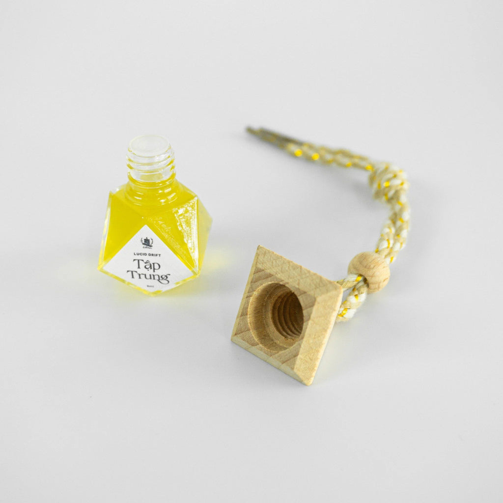 Lucid Drift hanging diffuser with essential oil